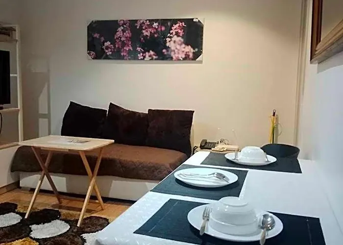 Hotel Azure Ph15 St Tropez Manila